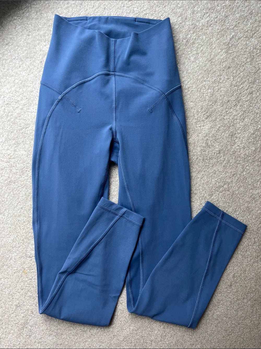 Lululemon Unlimited High-Rise Tight size 2